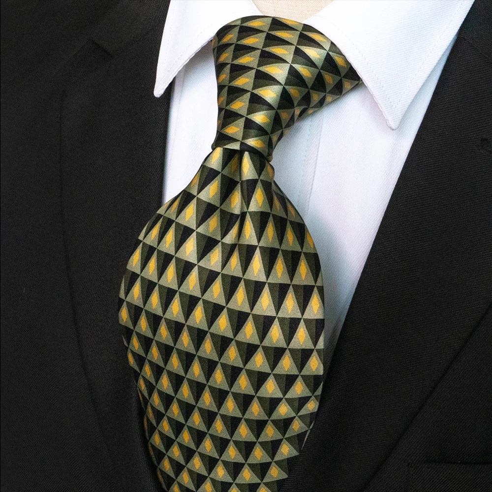 Cà vạt lụa nam họa tiết caro cổ điển thủ công