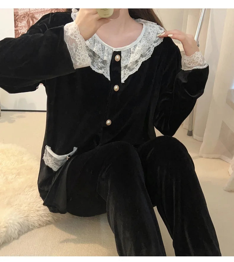 Bộ Đồ Ngủ Nhung Vàng Nữ Công Chúa SAMWESTART