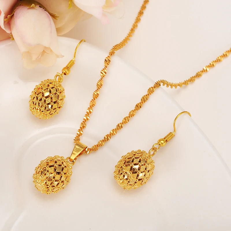 Beautiful Round Gold Jewelry Set for Women's Wedding Party