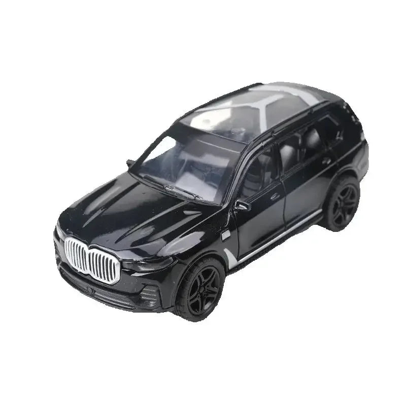 Mô hình ô tô SUV màu đen bóng, cửa sổ lớn, lưới tản nhiệt nổi bật, bánh xe đen.