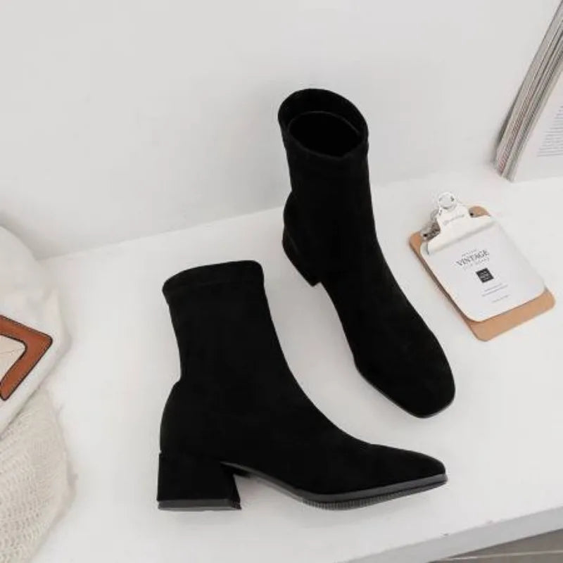 ###NASBAVI Women's Short Boots 2025 Fall Winter Soft Black