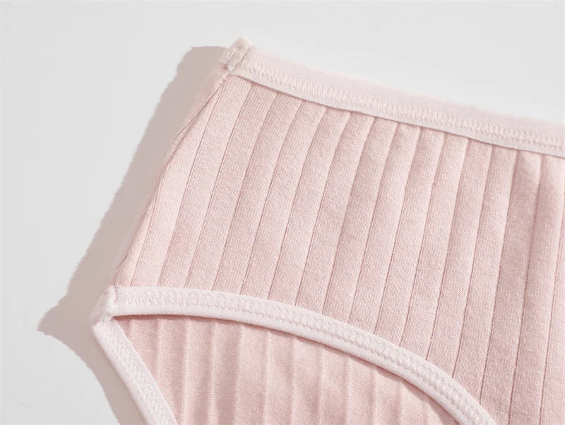 Sexy Cotton Women's Underwear 4 Pieces - Sports String