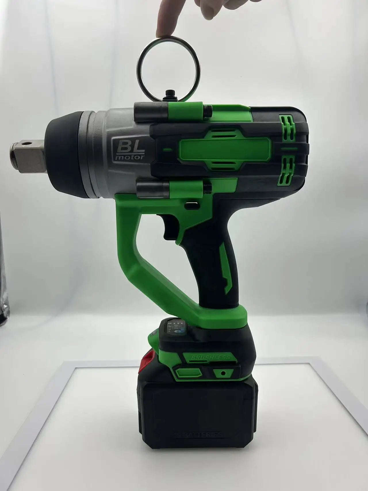 Máy Siết Bu Lông Không Chổi Than 3000N.M 3/4 Inch - Daisan Mart
