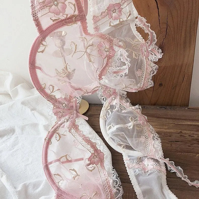 Women's Sexy White French Patterned Sheer Lace Bra