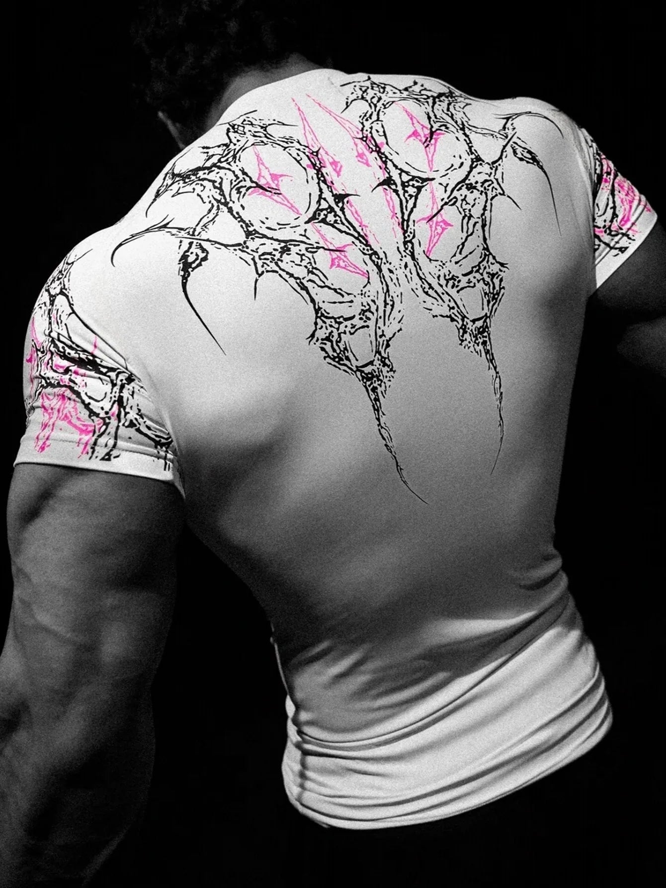 Men's Gym Sports T-Shirt Quick Dry Body-hugging Workout Shirt