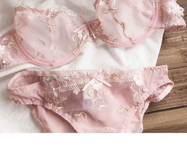 Women's Sexy White French Patterned Sheer Lace Bra