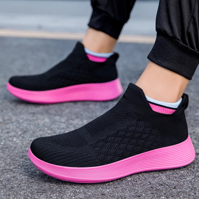 Men's and Women's Breathable Mesh Fashion Sports Shoes