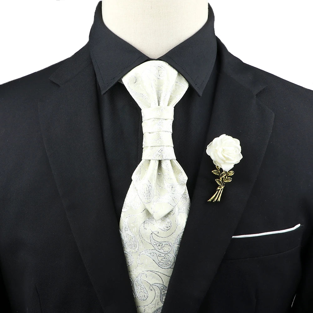 Premium luxury Paisley men's tie &amp; brooch