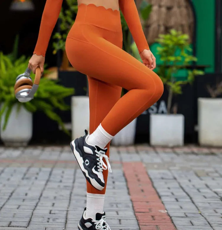 Áo Thể Thao Nữ Ôm Dáng Cổ Vuông Dài Tay Sexy Gym - Daisan Mart