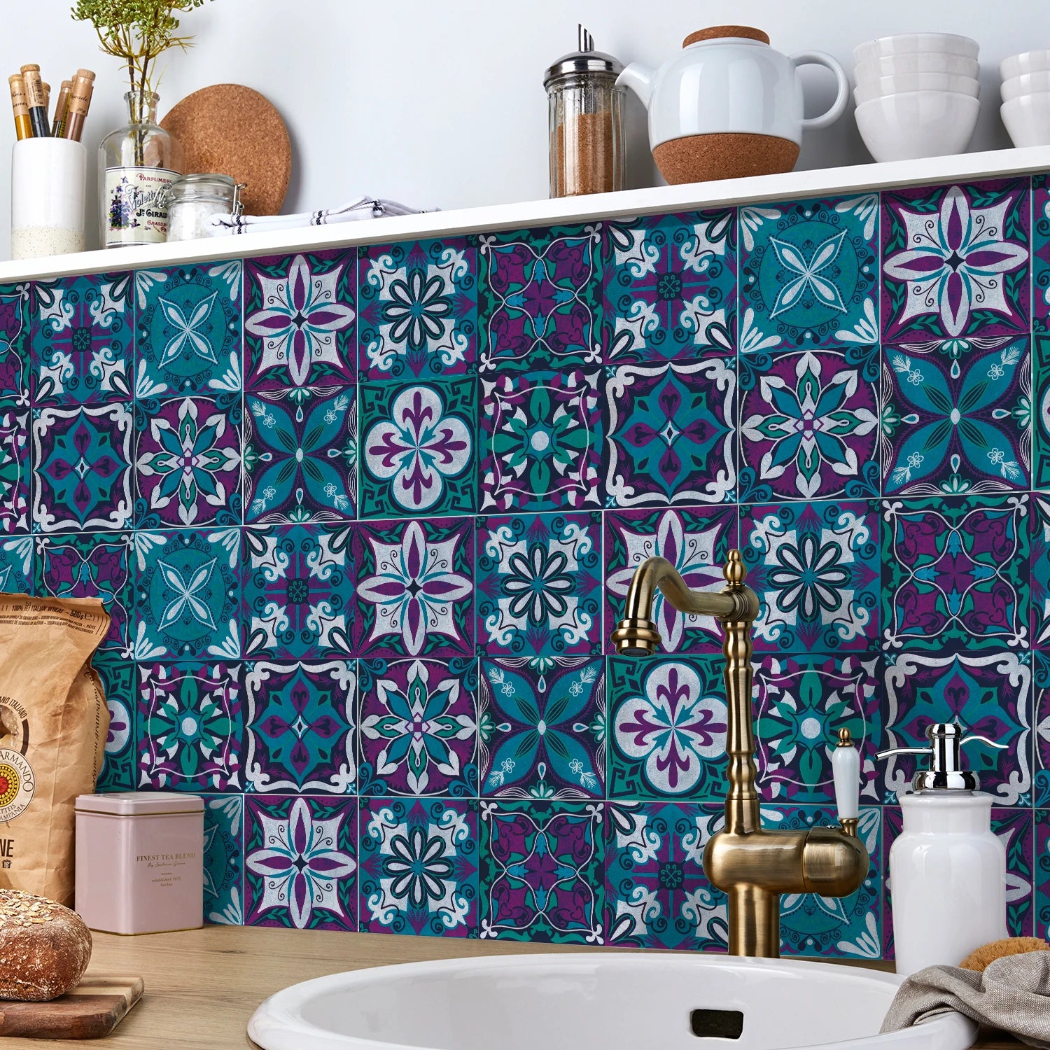 24Pcs European retro style Art Tile Wall Stickers With Self Adhesive Removable Bathroom Kitchen Waterproof Pvc Decal Wallpaper