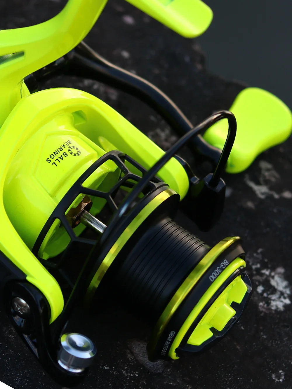 Máy câu BAKAWA 1000/2000/3000 - Quay mượt, bền bỉ