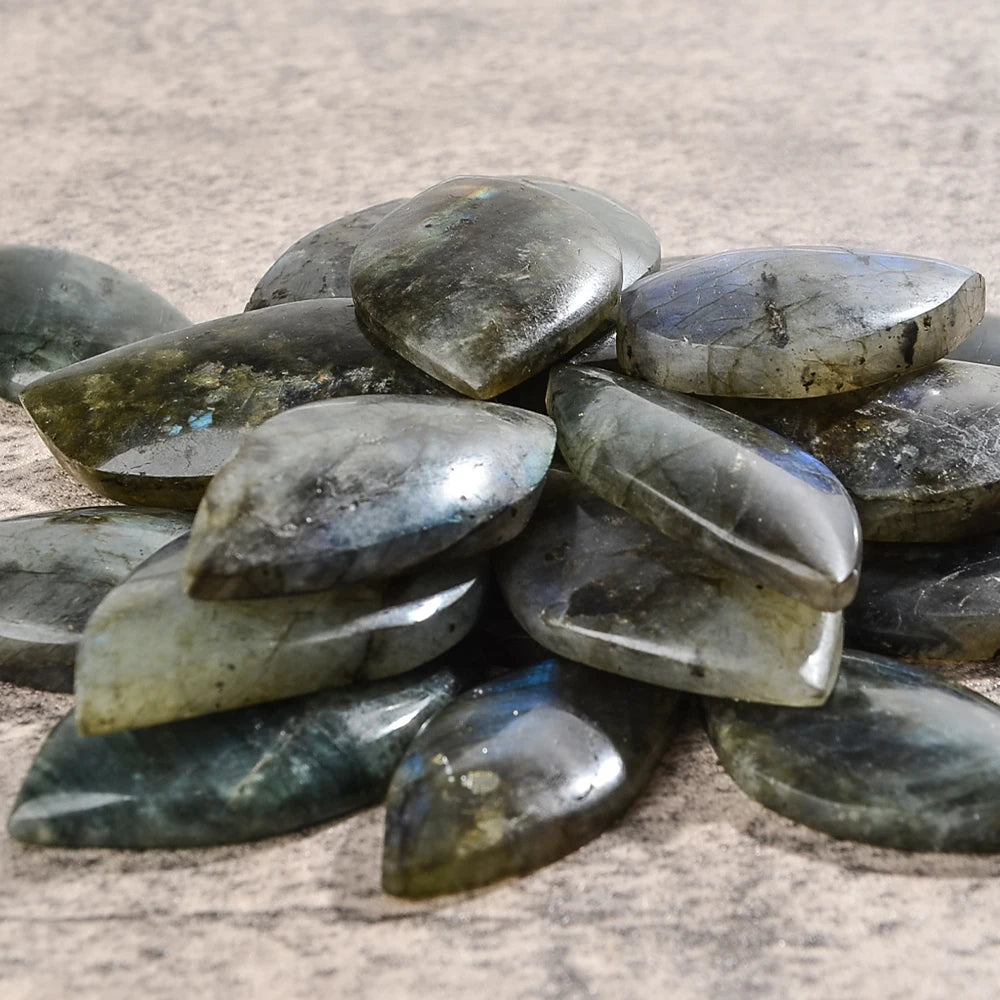 Natural Gemstones - Jewelry &amp; Crafts 5/10 Gemstones