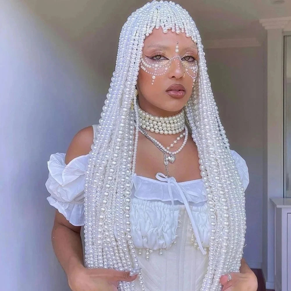 Women's Charming Retro Pearl Crown.