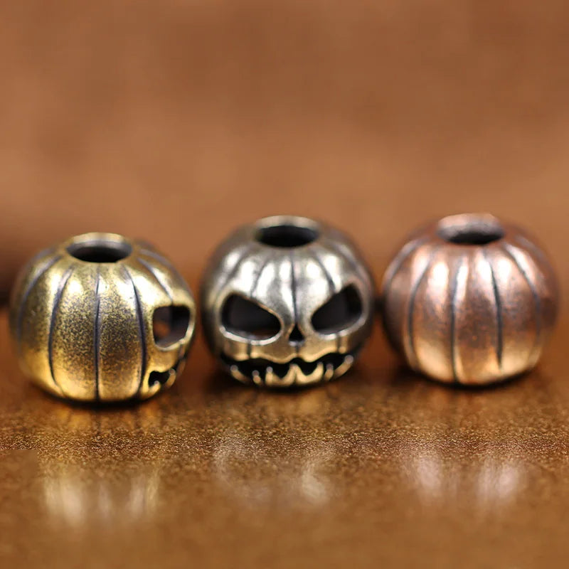 Đèn Bí Ngô Đầu Lâu Kèm Dây Dao Paracord Halloween - Daisan Mart