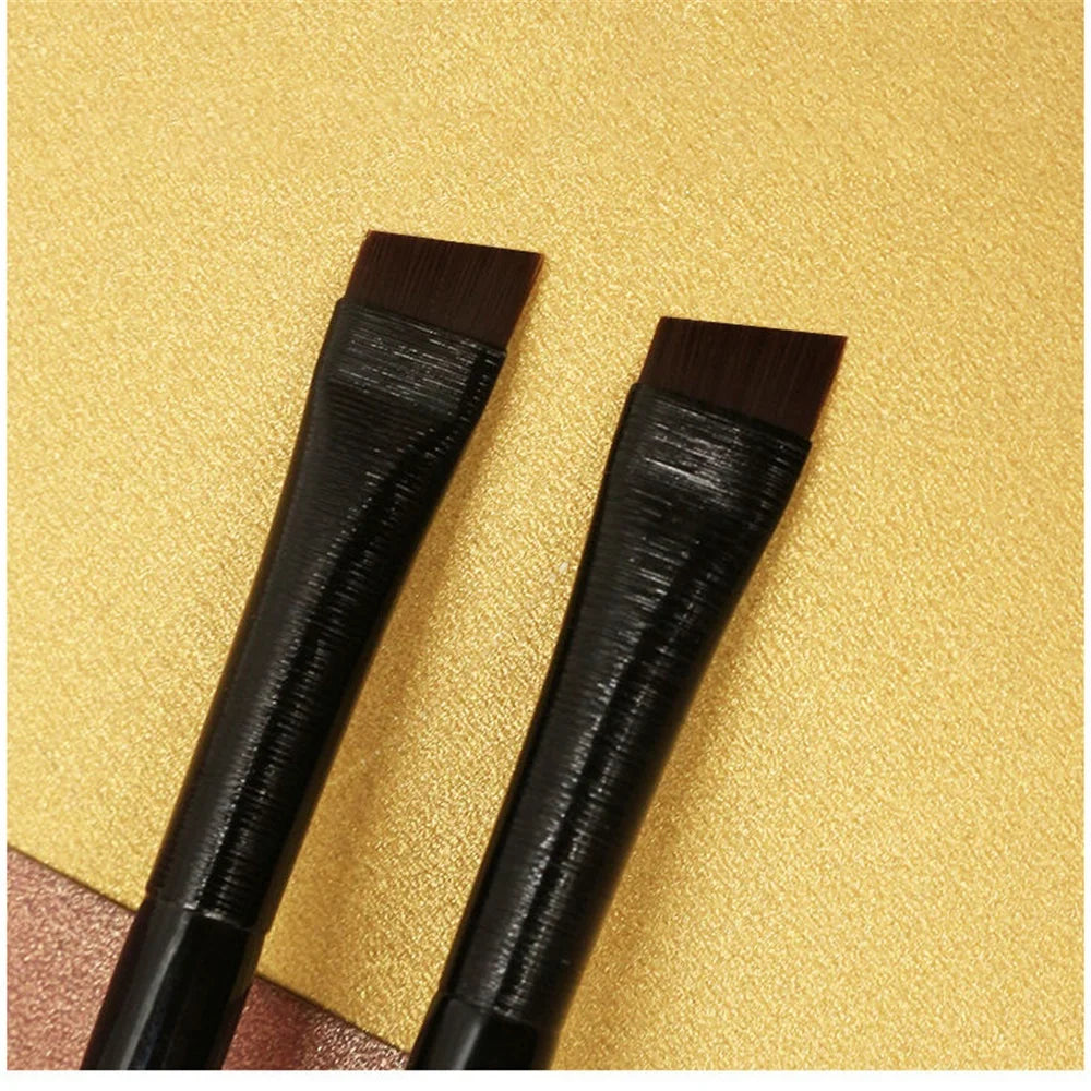 Chổi Xéo Đa Năng Vẽ Mày & Kẻ Mắt Permania Pro