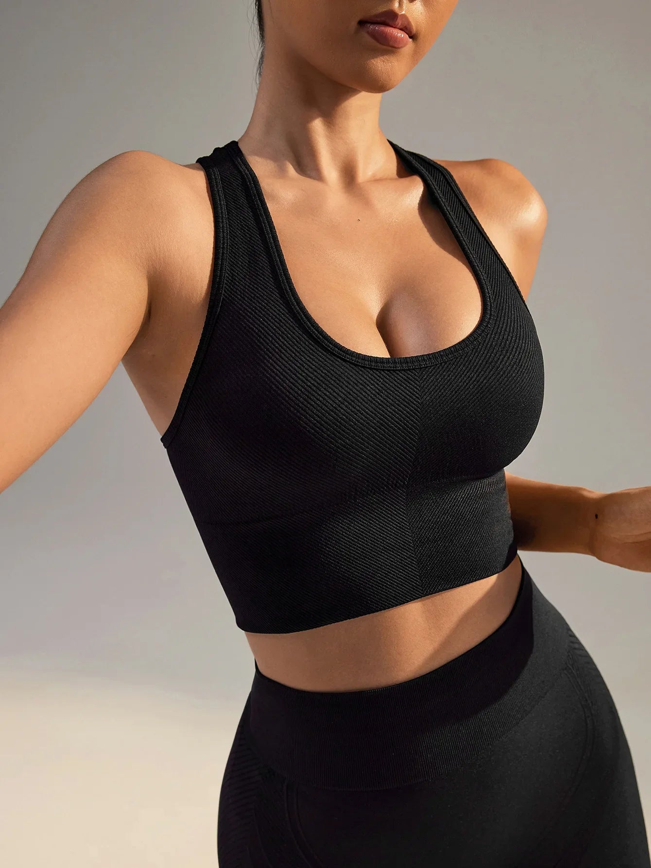 Áo Tập Gym Không Đường May - Chạy Bộ, Yoga, Thể Thao - Daisan Mart