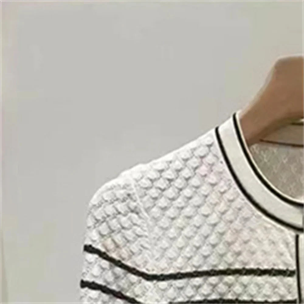 Bộ Suit Nữ Thanh Lịch: Đầm Len & Áo Cardigan Túi