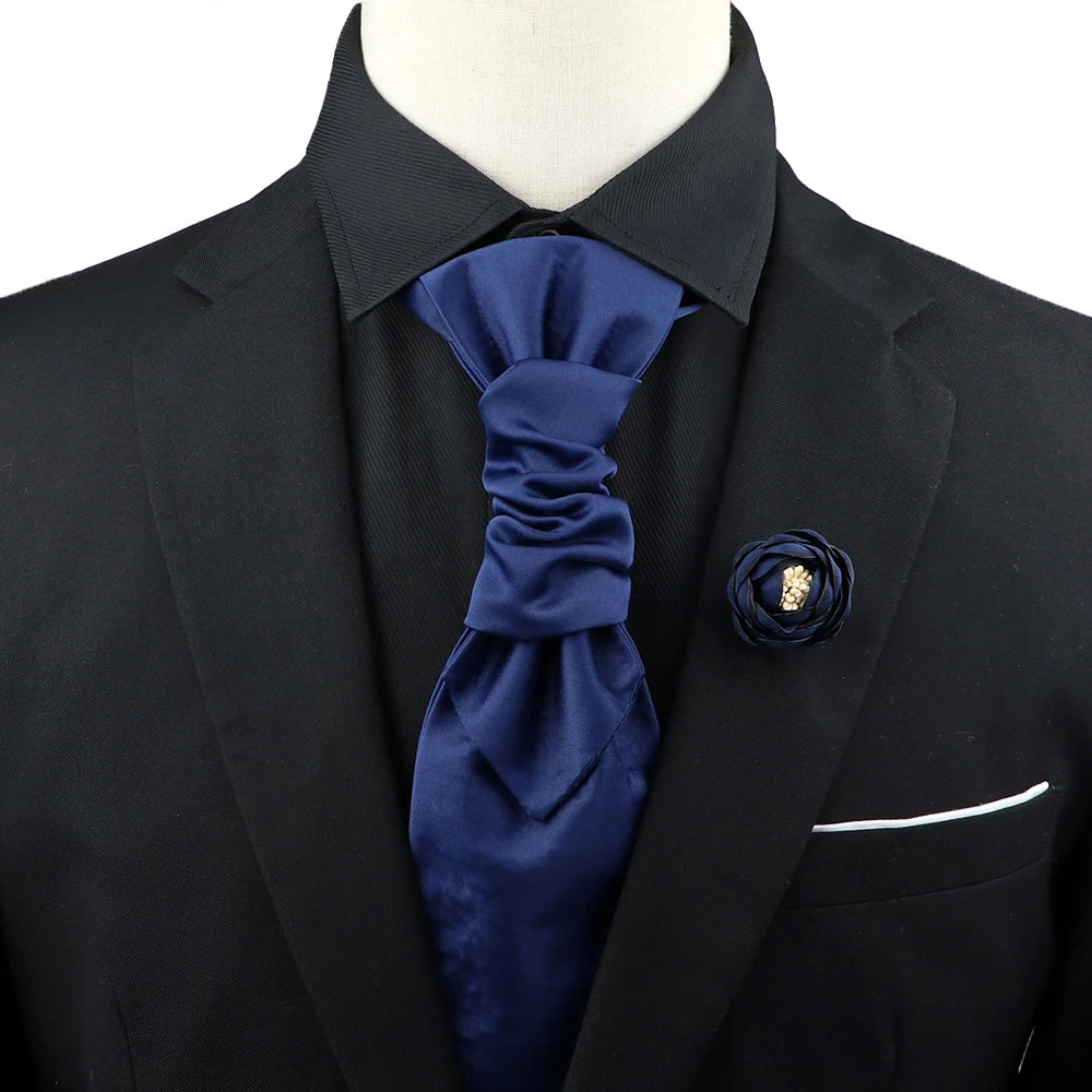 Premium luxury Paisley men's tie &amp; brooch