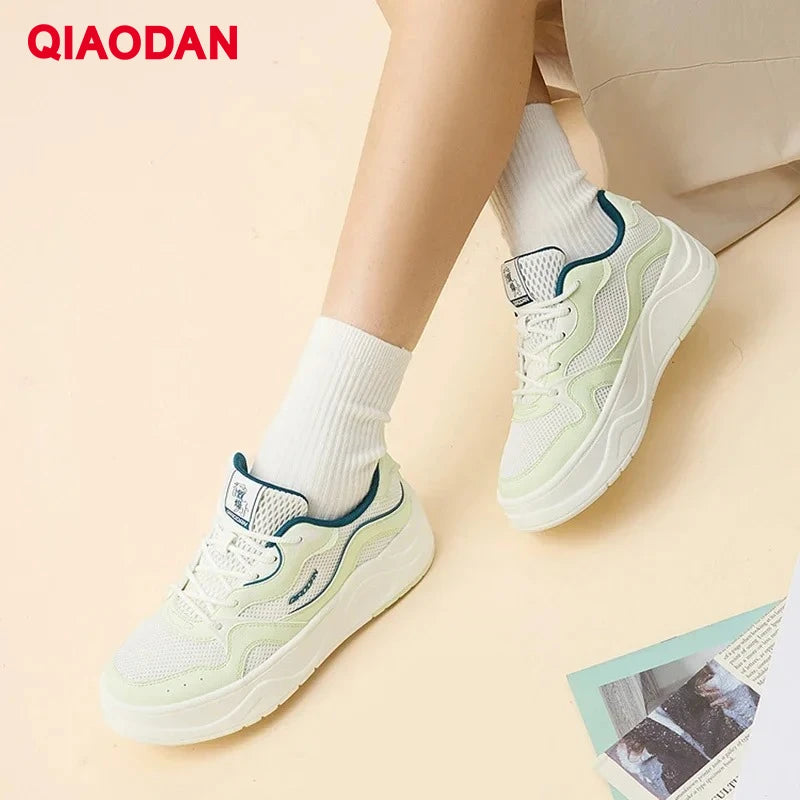 QIAODAN Hailang 2025 Women's Sports Shoes - Breathable and Lightweight