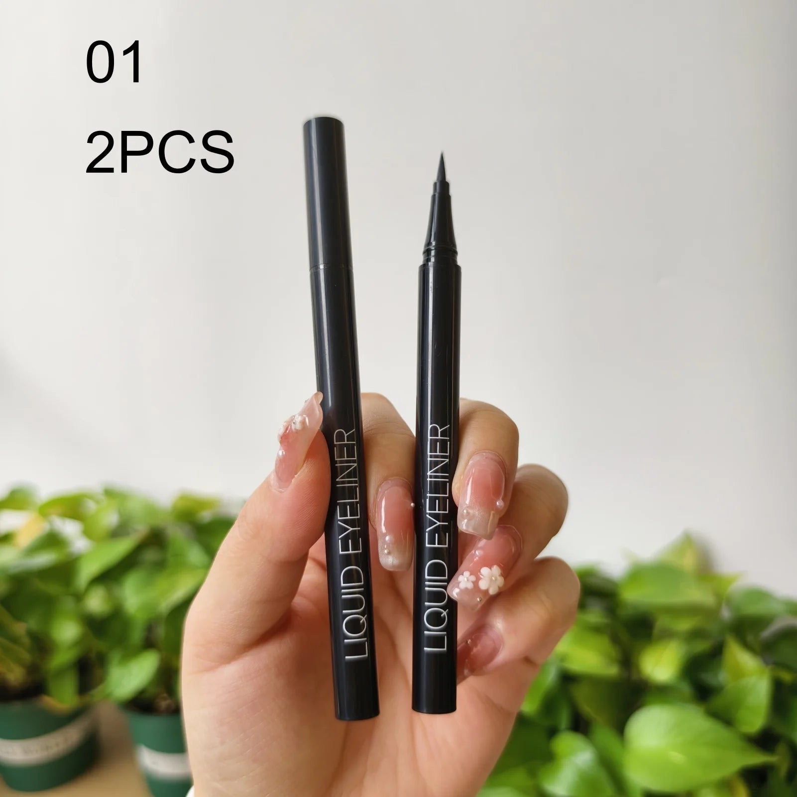 Waterproof, Long-lasting, Smudge-proof, Quick-drying Eyeliner