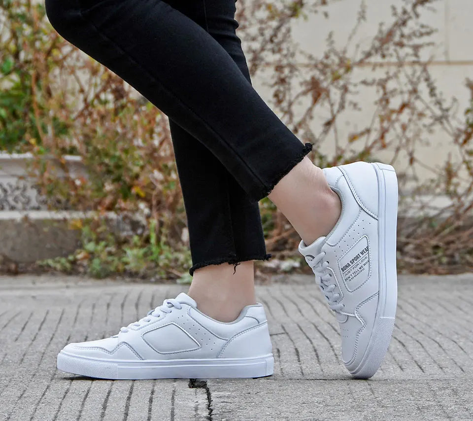 Giày Sneaker Nữ BONA 2023 Đế Bằng Nhẹ Êm Thoáng Khí