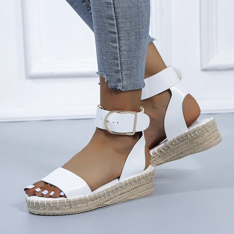 Dép xuồng nữ thoải mái đế quang lớn xuân hè 2024