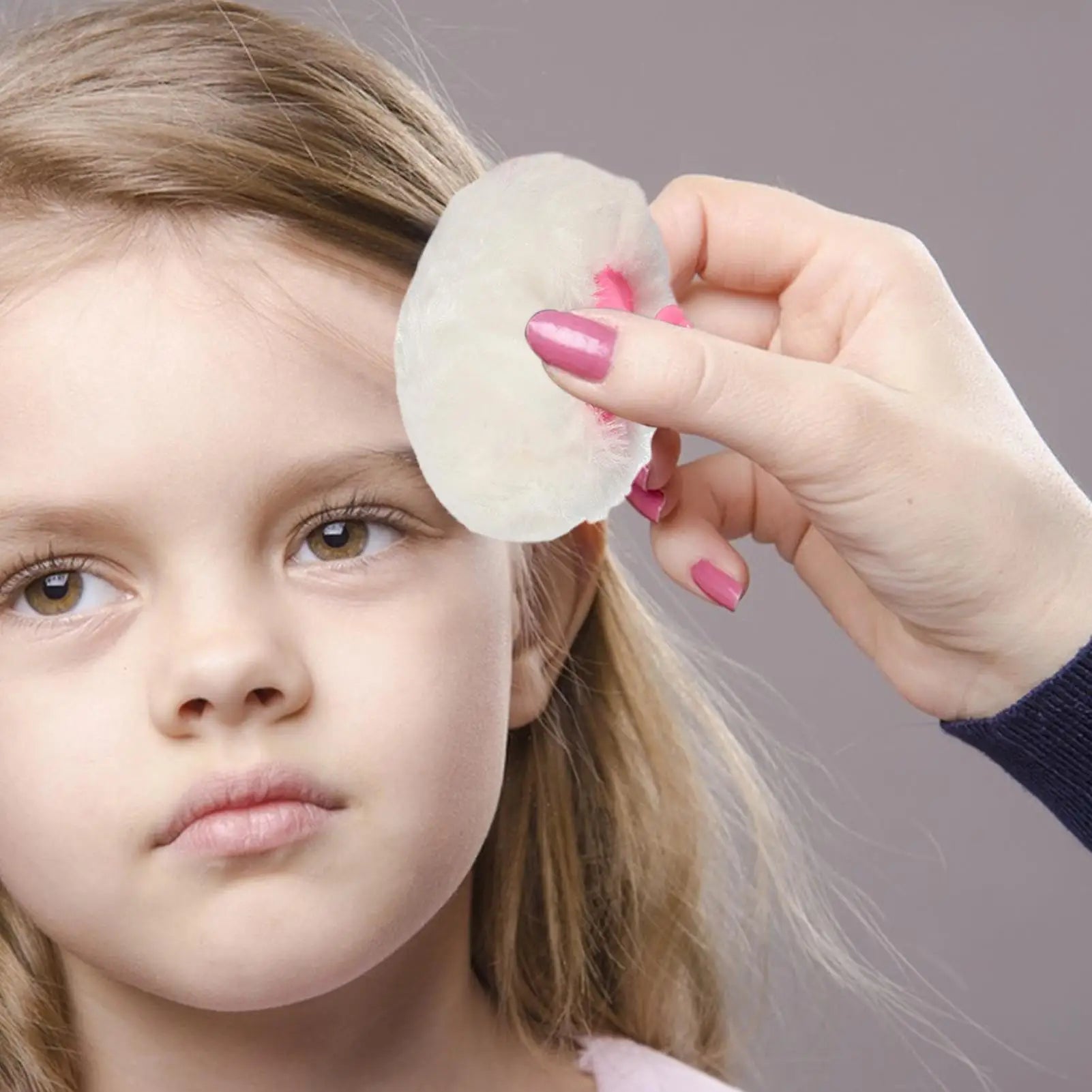 Hộp Phấn Baby Kèm Bông Phấn - Tiện Lợi Sau Tắm