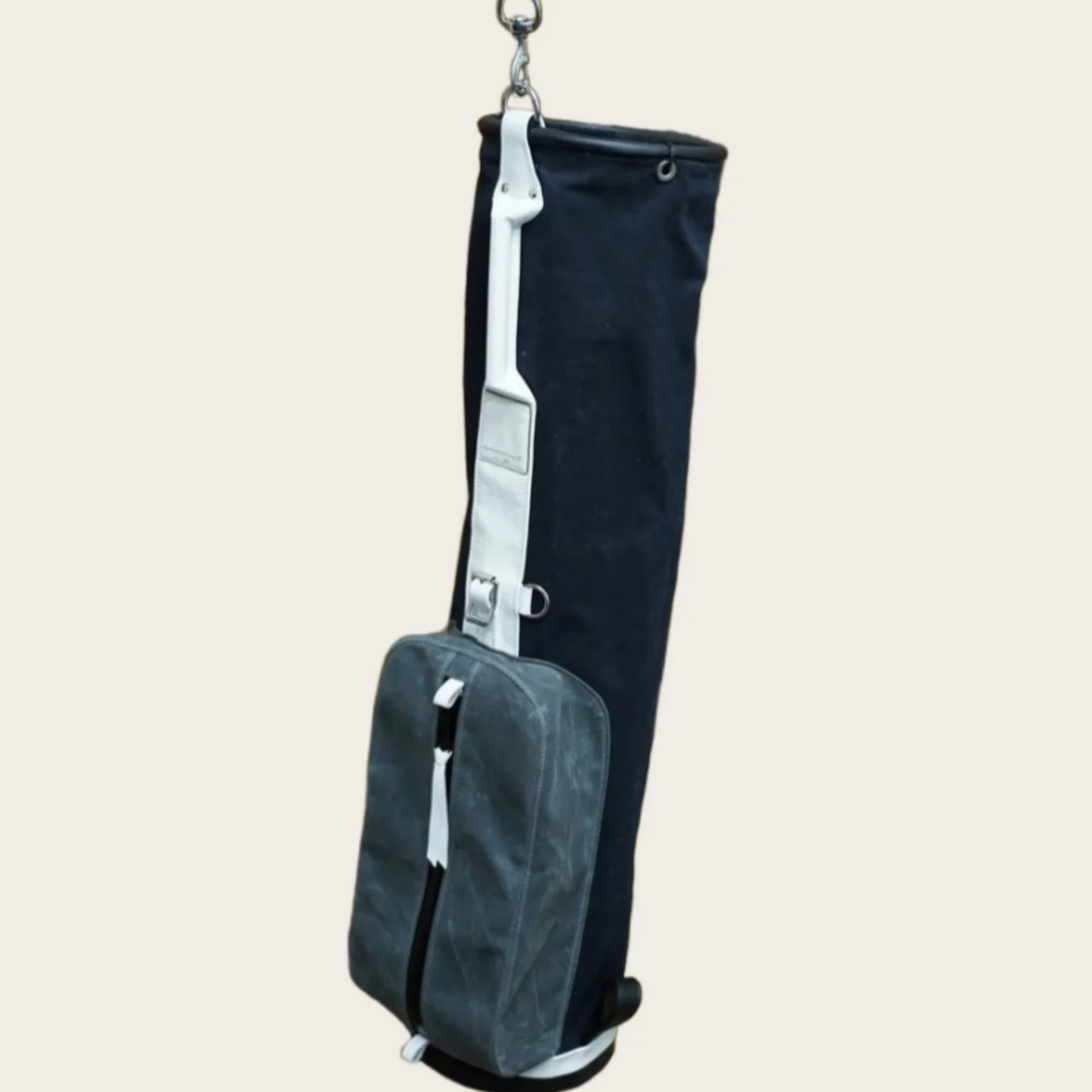 Ultra-lightweight, large capacity, waterproof multi-function sports bag