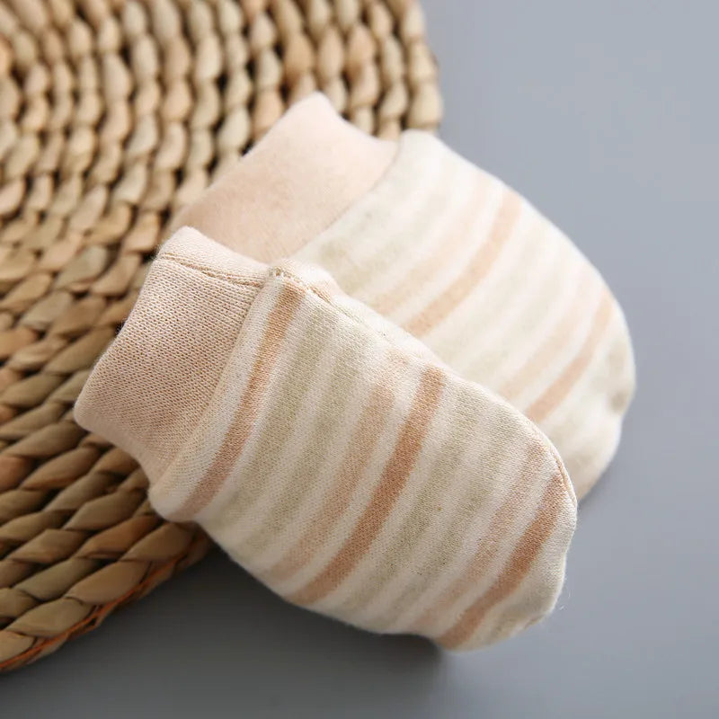 Baby Scratch Resistant Face Gloves 0-6Month Newborn Hand Protector Thin Breathable Pure Cotton Mittens Infant Protective Gloves - Daisan Mart