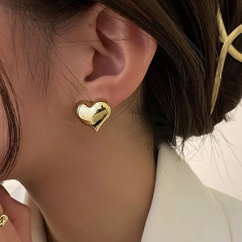 Delicate Plain Gold Heart Earrings For Women
