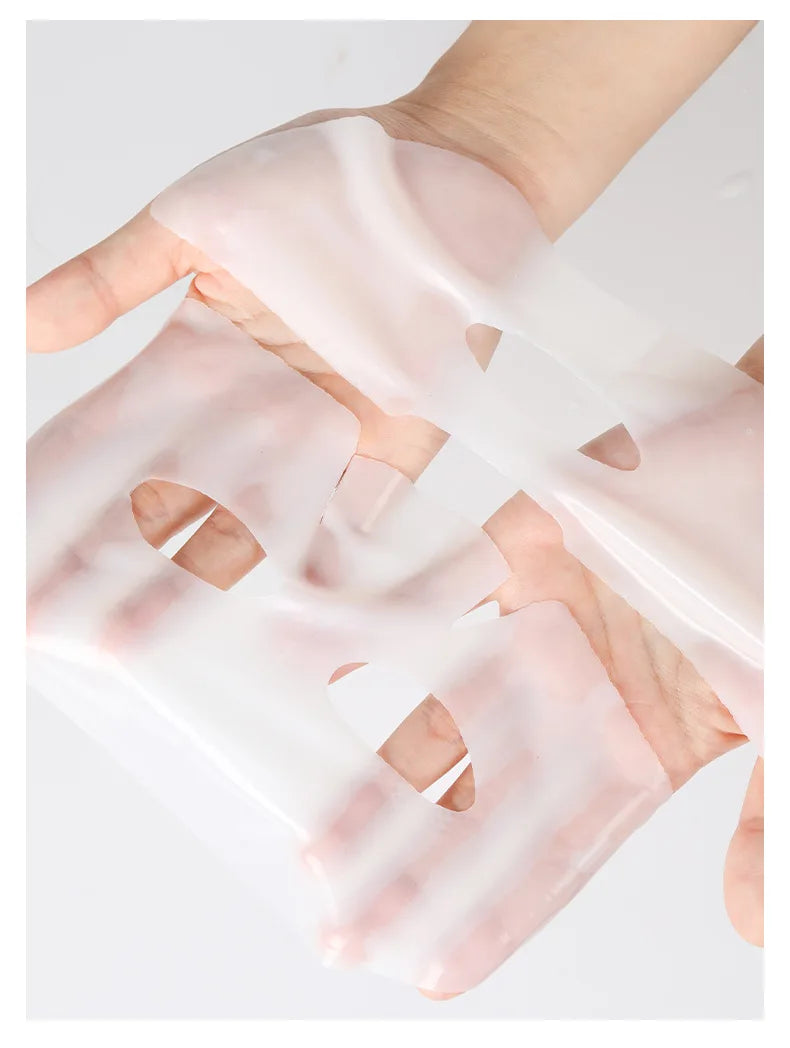 Collagen Mask Deeply Moisturizes, Tightens Pores