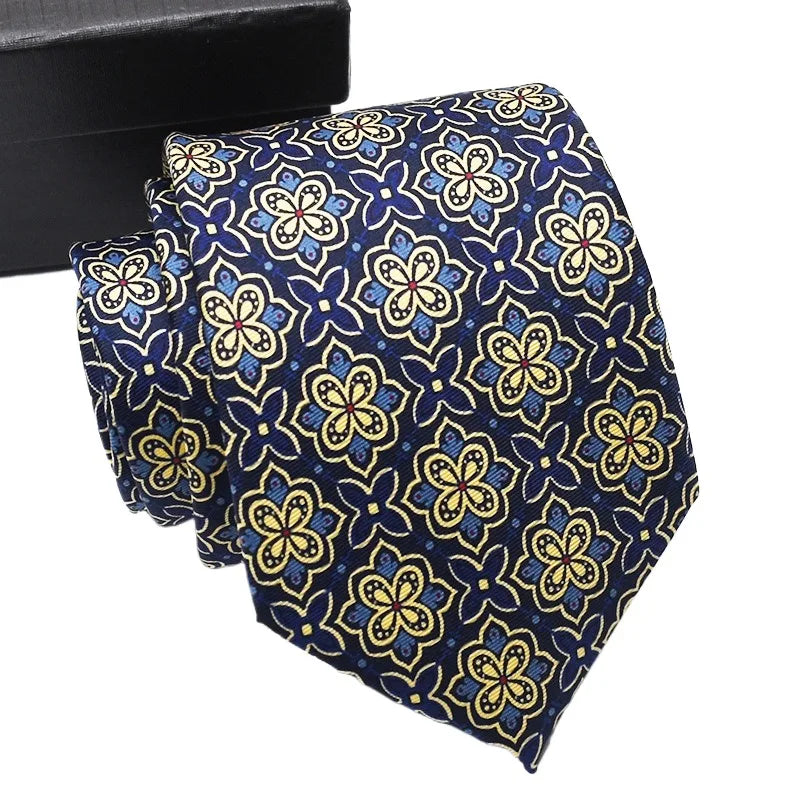 超柔軟絲質領帶，印有男士時尚圖案