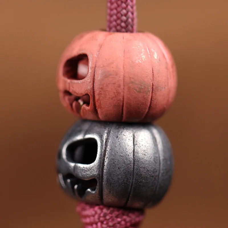 Đèn Bí Ngô Đầu Lâu Kèm Dây Dao Paracord Halloween - Daisan Mart