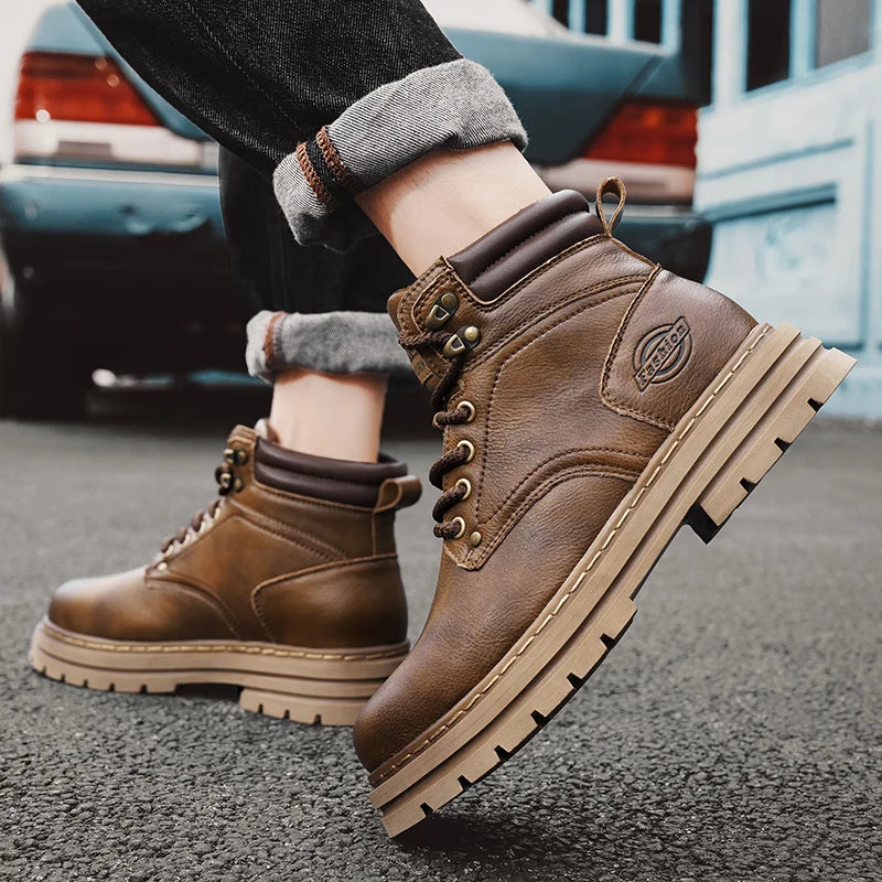 Men's High-Quality Leather Shoes with Comfortable and Fashionable Flat Soles