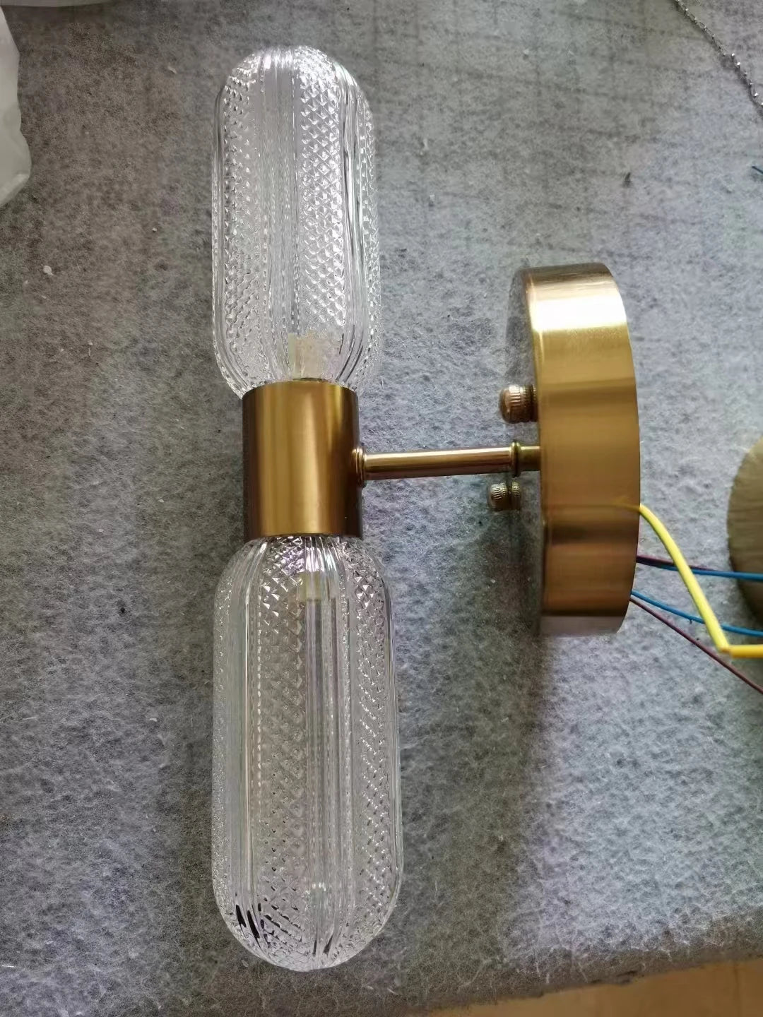 Modern Gold Tube LED Wall Lamp for Living Room Decoration