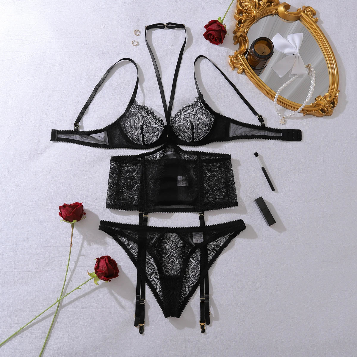 Bộ Ba Mảnh Quyến Rũ - Ren Đen Định Hình Gợi Cảm