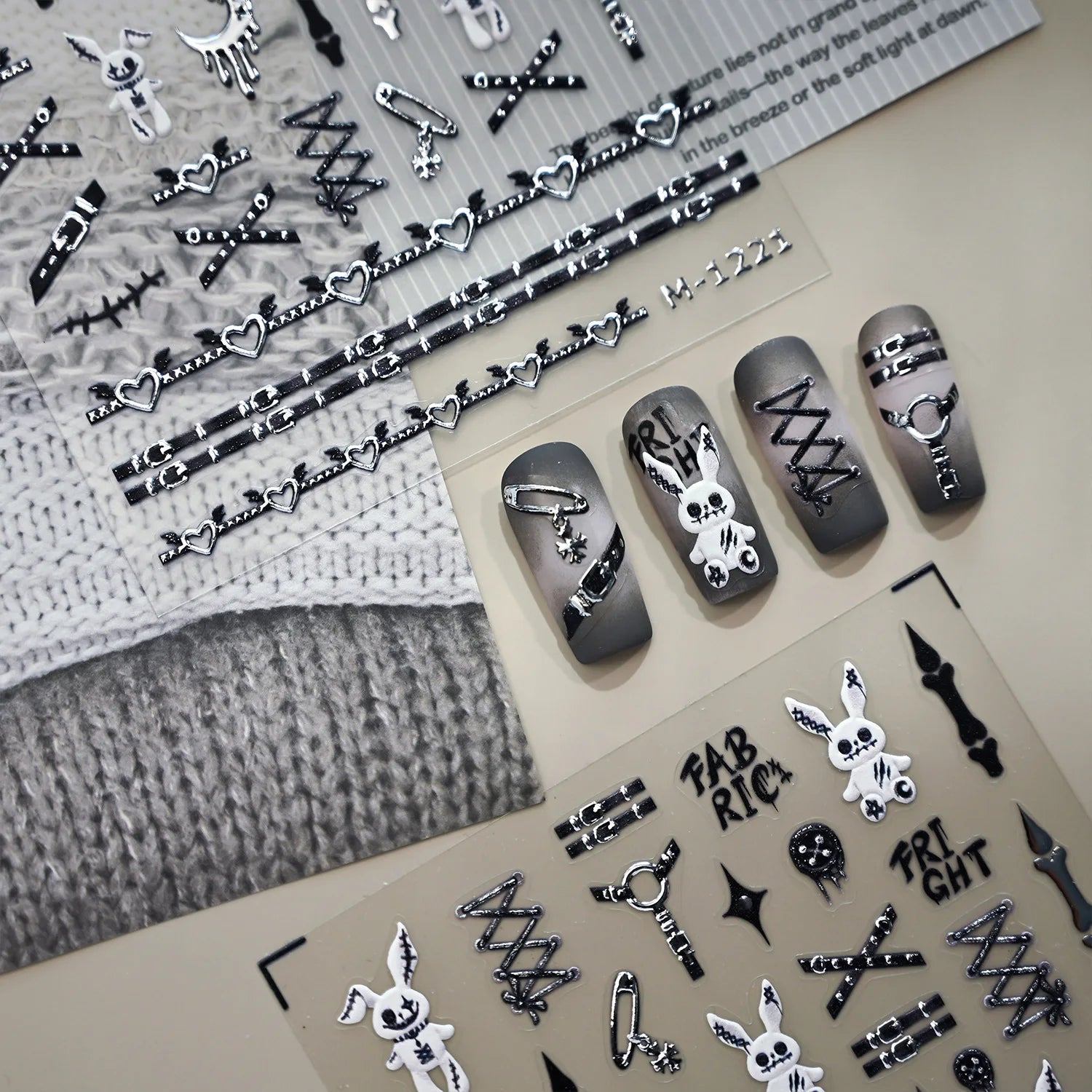 Thỏ Thiên Thần Bóng Tối: Nhãn Dán Móng Punk Halloween