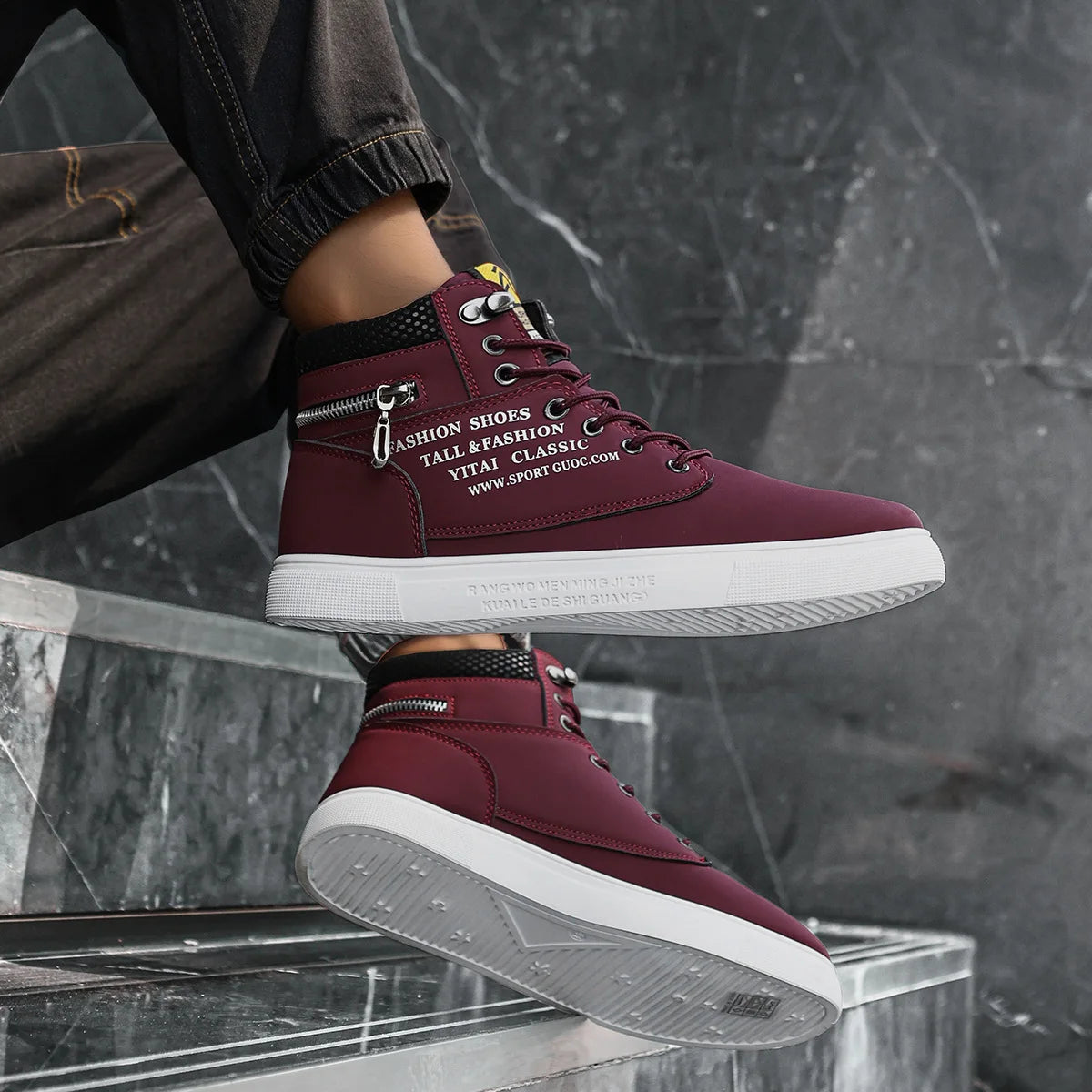 Men's Breathable High-Top Surfing Sneakers