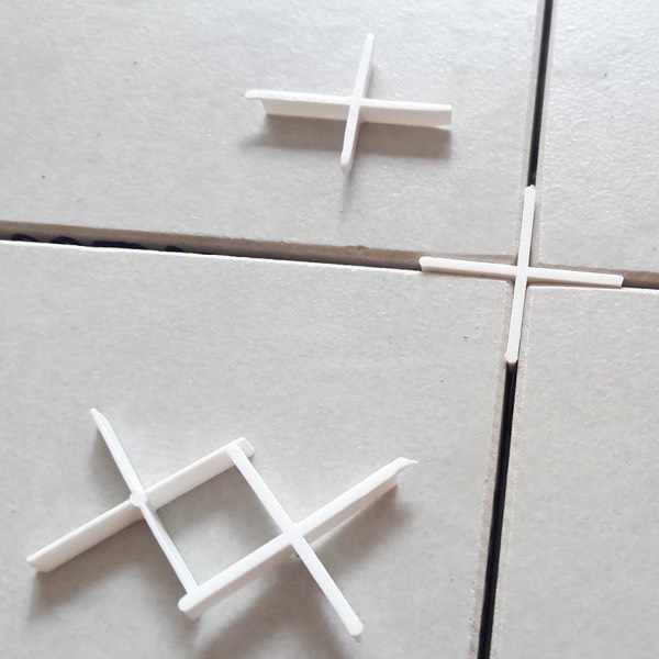 Leveling System 1.5mm 2.5mm Ceramic Floor Tile Spacers
