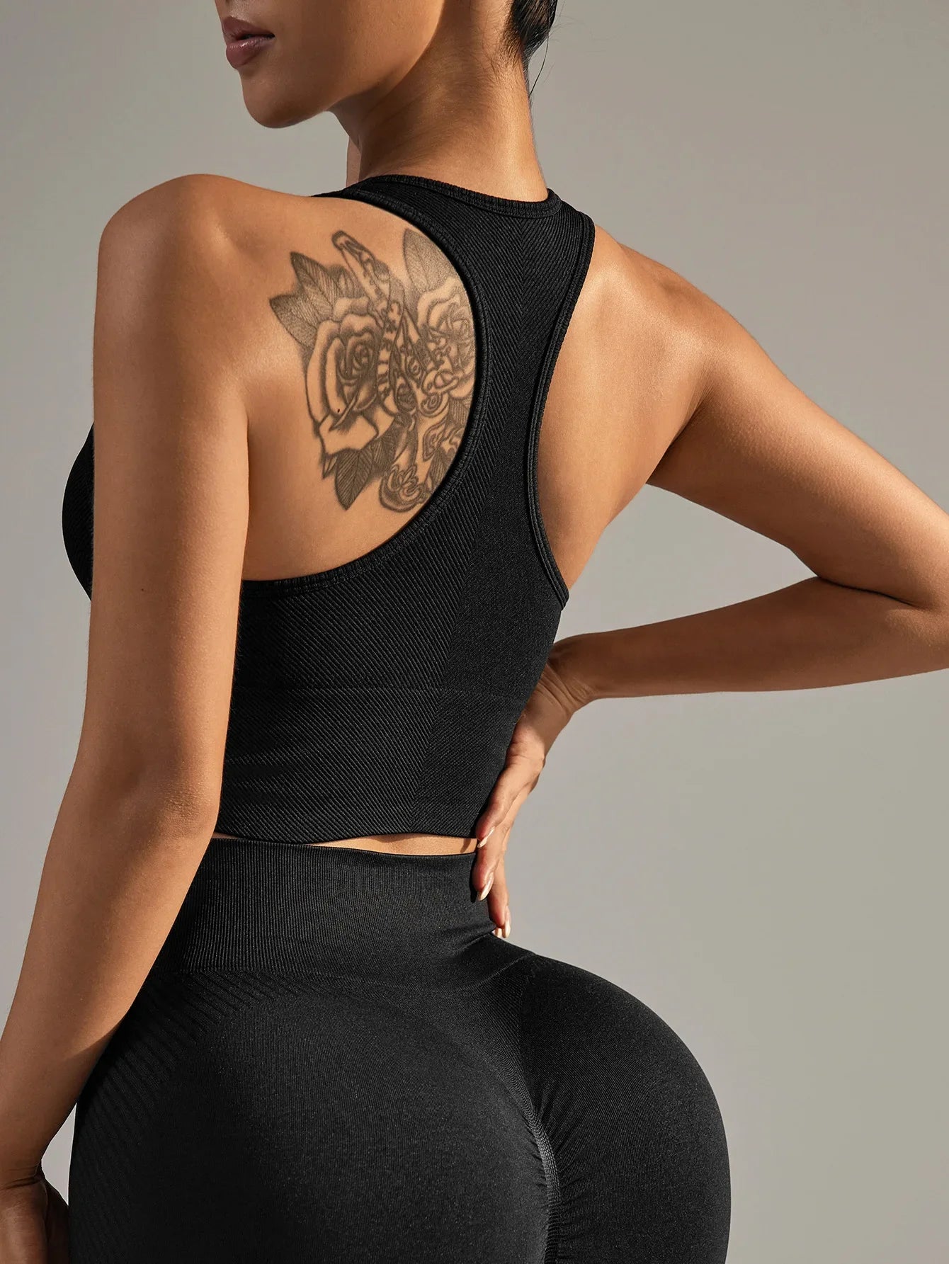 Áo Tập Gym Không Đường May - Chạy Bộ, Yoga, Thể Thao - Daisan Mart