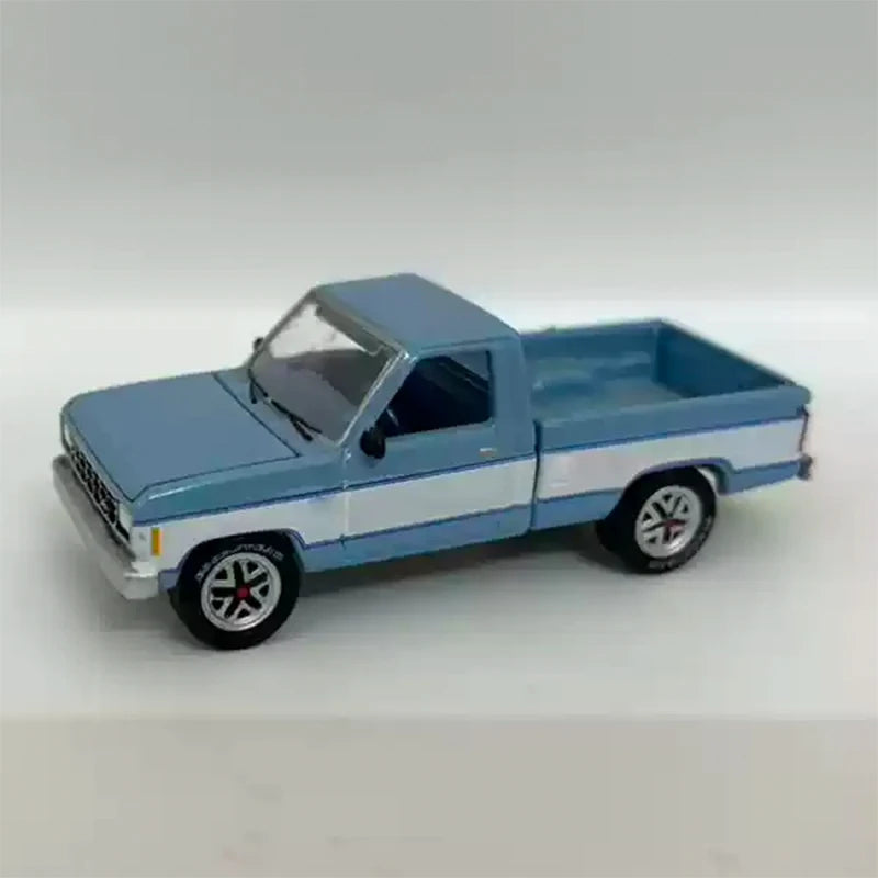 Mô Hình Xe Ranger 1984 1:64 Xanh Trắng - Quà Tặng Độc Quyền - Daisan Mart