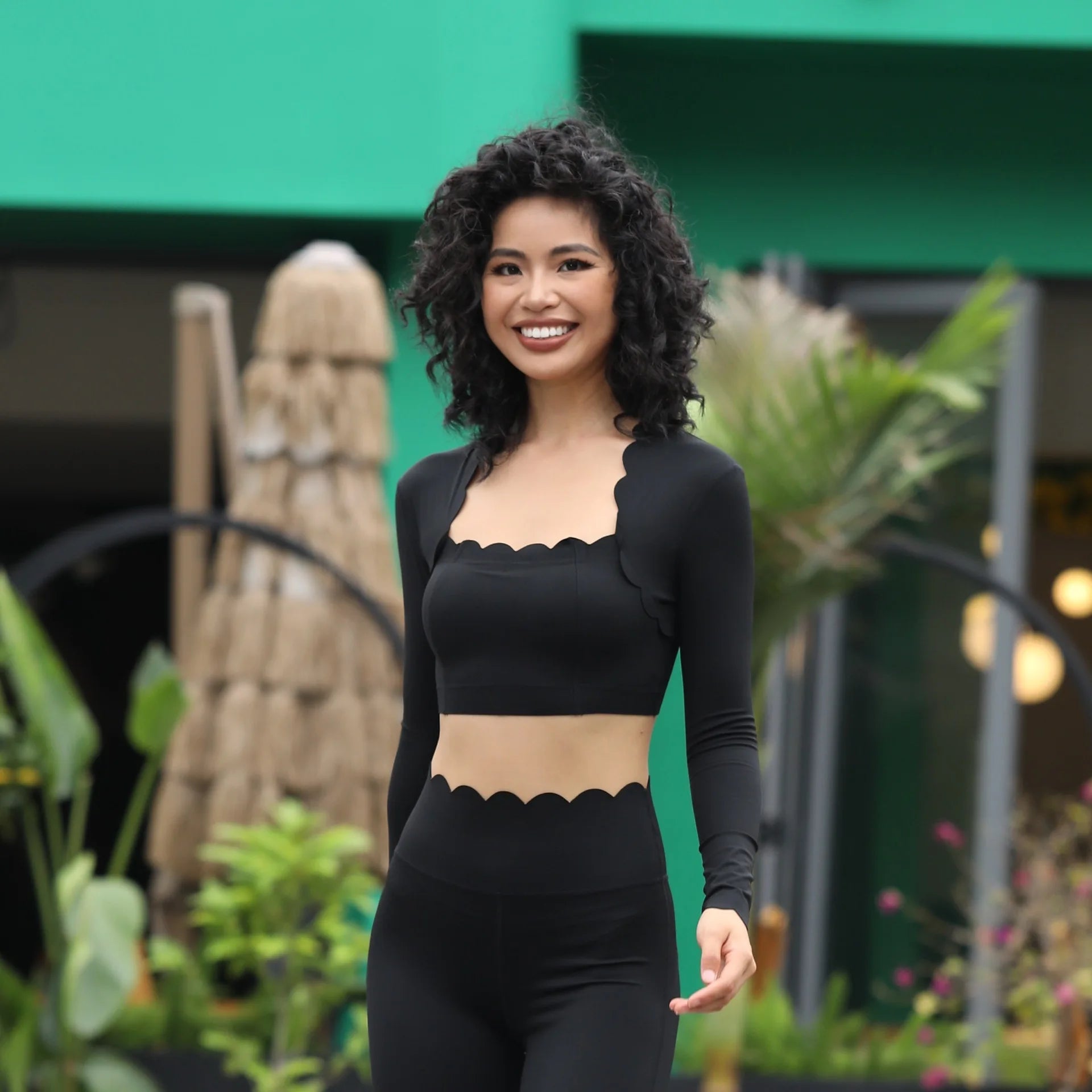 Áo Thể Thao Nữ Ôm Dáng Cổ Vuông Dài Tay Sexy Gym - Daisan Mart