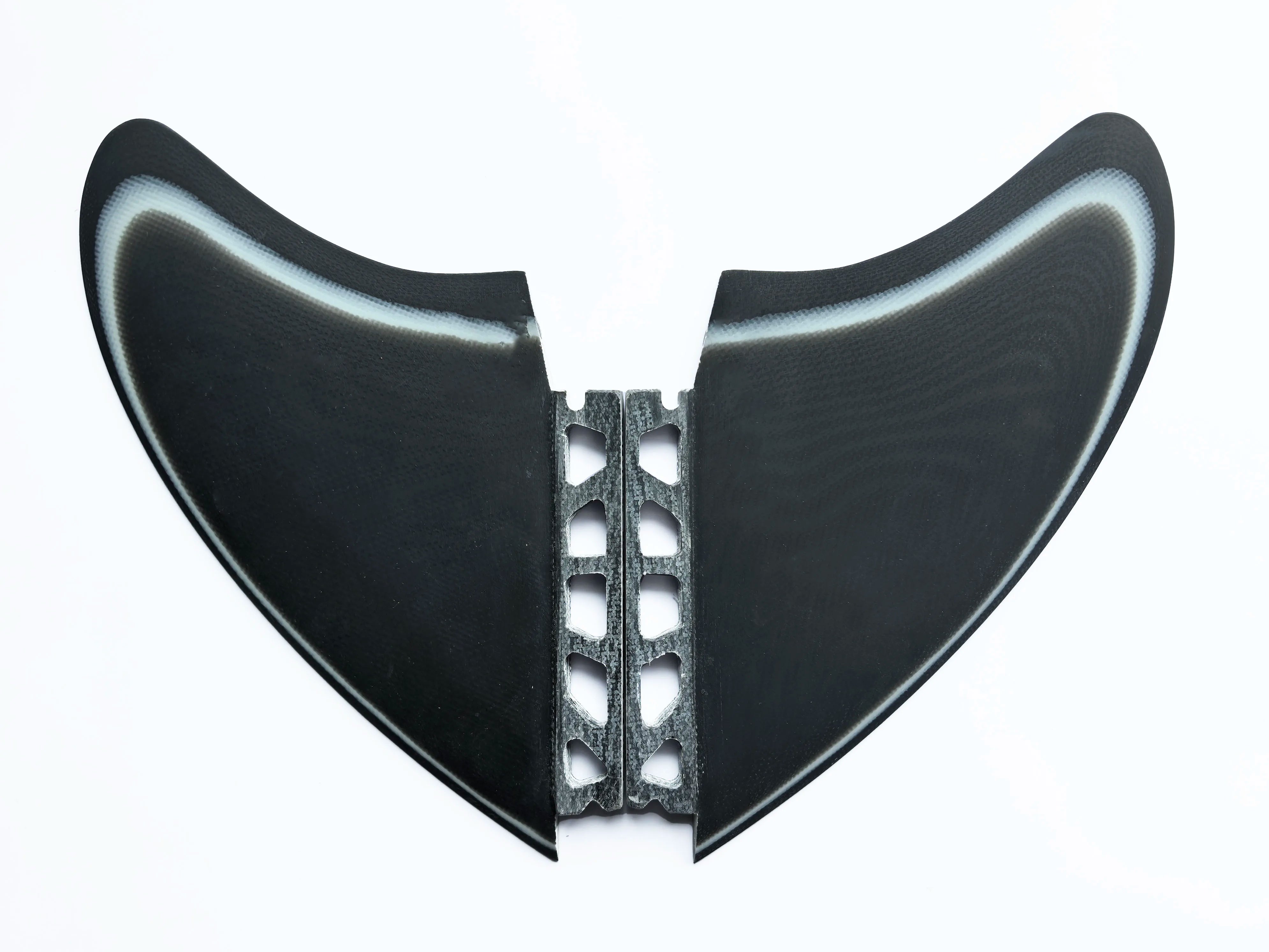 FUTUER +TWIN Surfboard Fins Black Fiberglass Surfboard Blades Paddleboard Fins Sea Recreation Surfboard Accessories 2pcs/set Hig