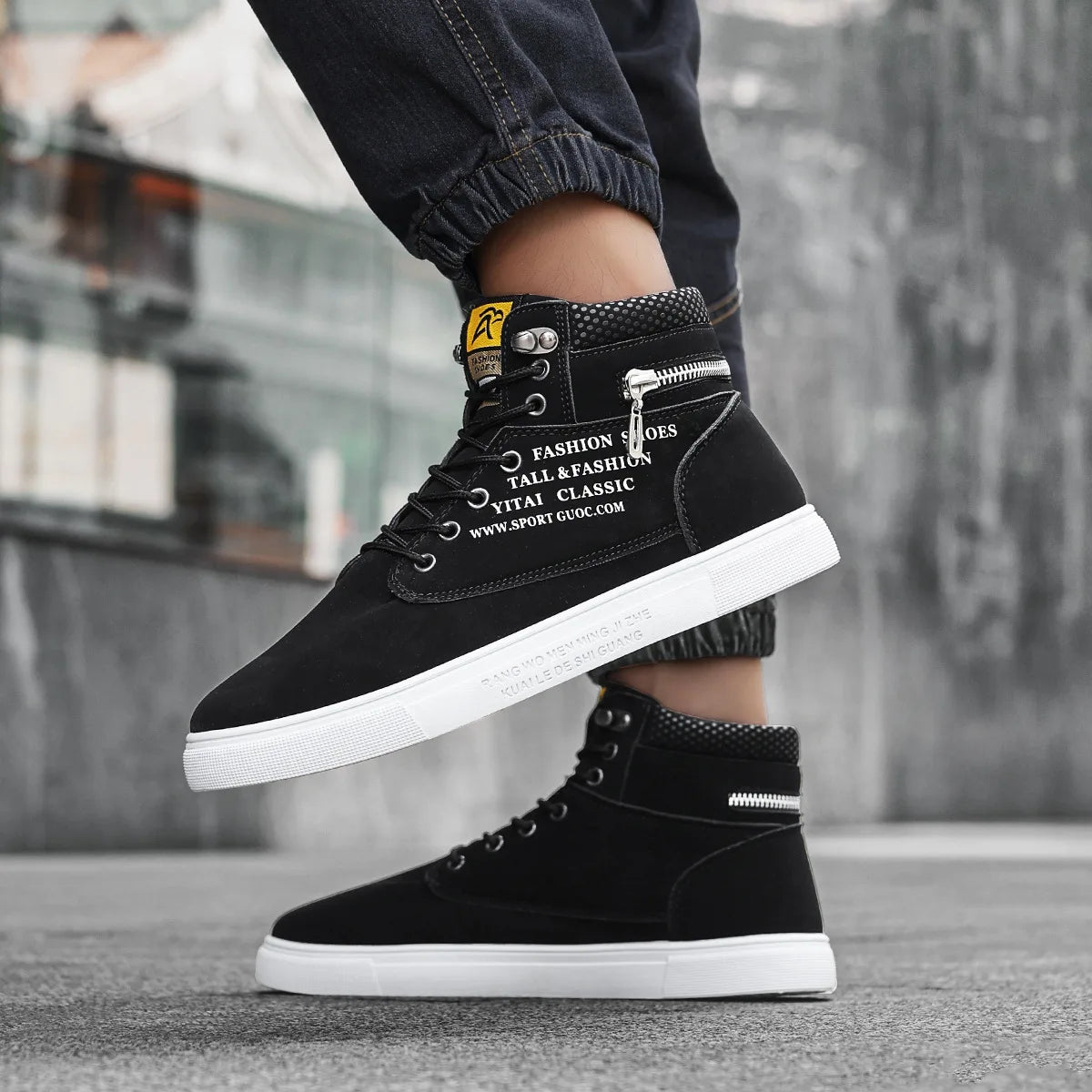 Men's Breathable High-Top Surfing Sneakers