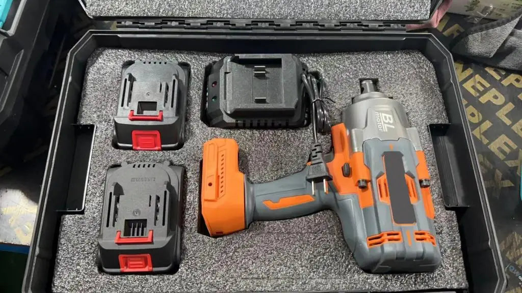 Máy Siết Bu Lông Không Dây 2100N.M Cho Pin Makita - Daisan Mart