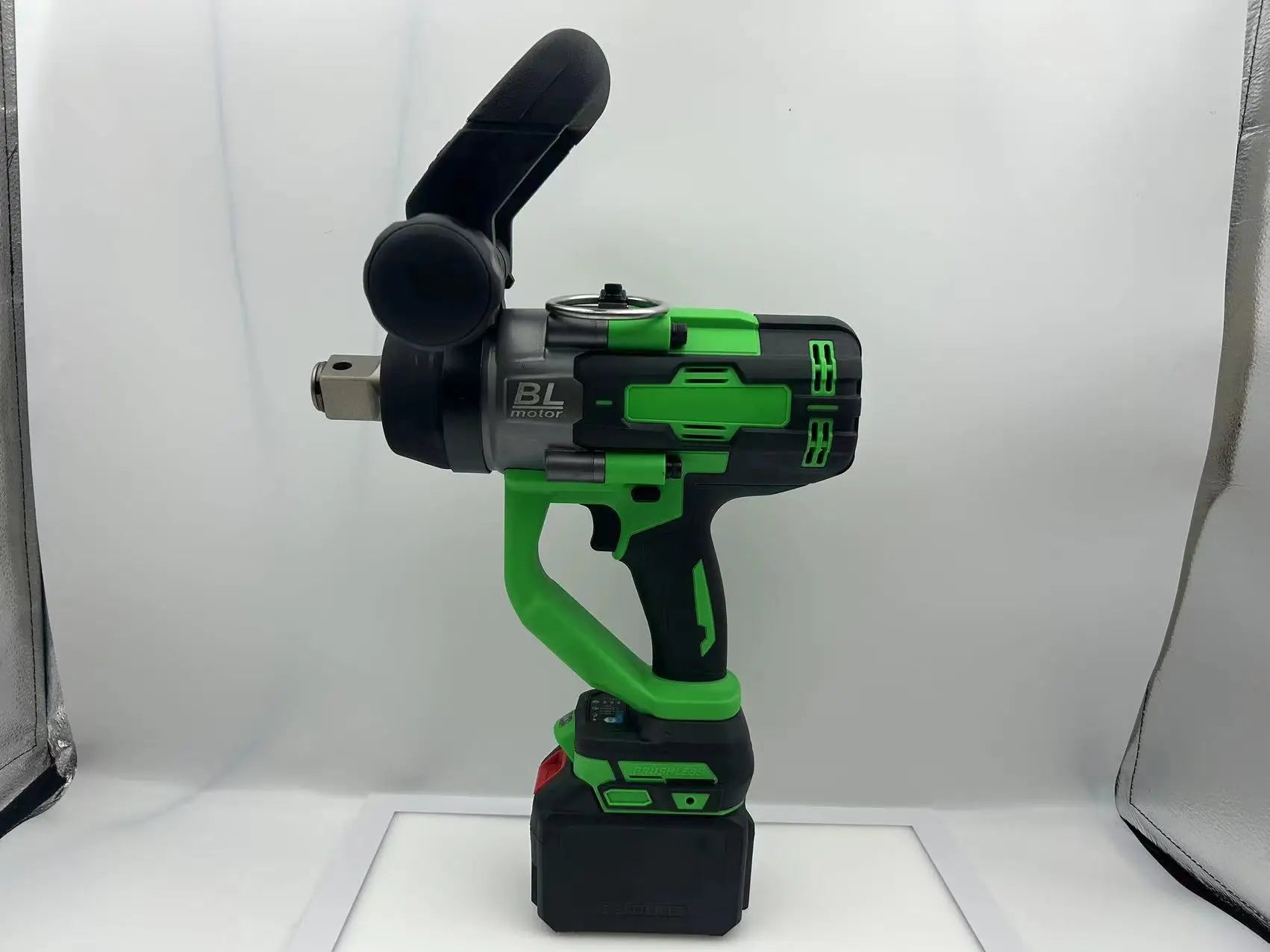 Máy Siết Bu Lông Không Chổi Than 3000N.M 3/4 Inch - Daisan Mart