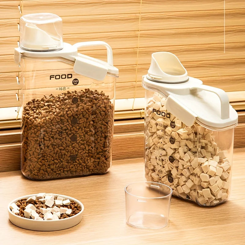 Dry food box for dogs and cats, moisture-proof, with convenient handle