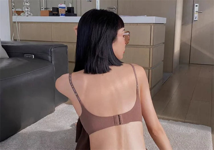 Sexy women's bra without underwire, deep V neck, personality straps