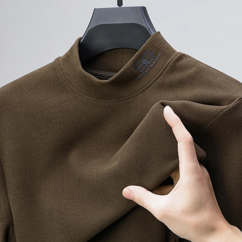 Men's High-Quality Velvet T-Shirt Printed with Warm Letters for Fall and Winter