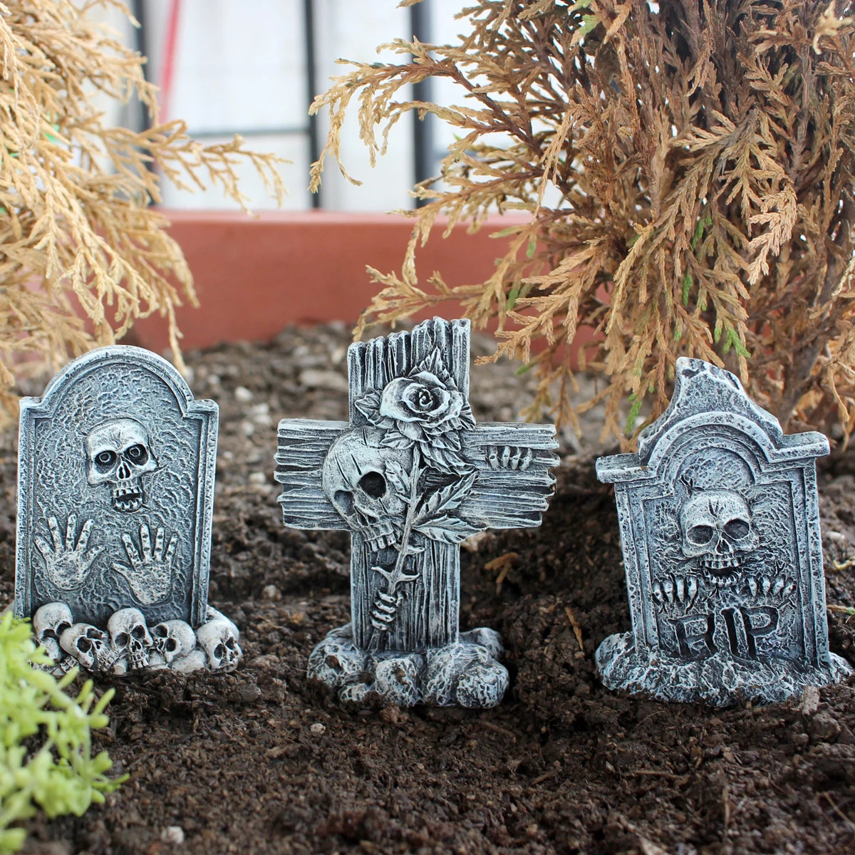 3-piece set of tombstone resin crafts, terrifying decorative statues in courtyard gardens, Halloween decorative statues, bonsai